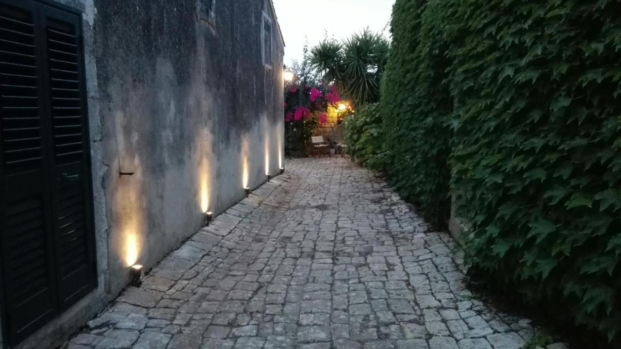 Oasi Di Campagna Hotel Modica Kültér fotó