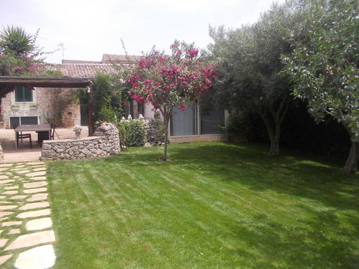 Oasi Di Campagna Hotel Modica Kültér fotó